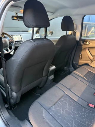 Peugeot 2008 Peugeot 2008 1.2 PureTech Active - afbeelding nr 33