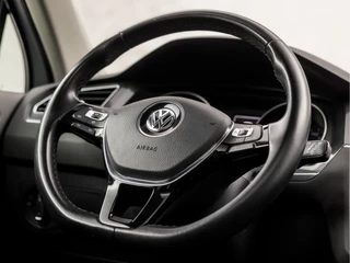 Volkswagen Tiguan Volkswagen Tiguan 1.5 TSI ACT Sportline Business 150Pk Automaat (PANORAMADAK, APPLE CARPLAY, GROOT NAVI, LED KOPLAMPEN, KEYLESS, LEDEREN SPORTSTOELEN, STOELVERWARMING, ADAPTIVE CRUISE, ELEK ACHTERKLEP, GETINT GLAS, NIEUWSTAAT) - afbeelding nr 18