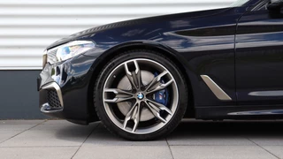 BMW 5 Serie | Massage | Bowers & Wilkins | Schuifdak | Head-up | M Onderstel Professional | Stoelventilatie - afbeelding nr 4