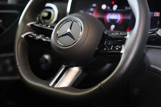 Mercedes-Benz C-Klasse Mercedes-Benz C-klasse 300 e 4MATIC AMG 63 Look / Acc / Memory / Burmester / Head Up / 360 Camera / Leder / Navi / Led / 20 Inch - afbeelding nr 28