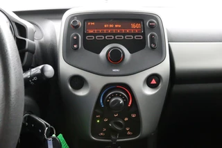 Peugeot 108 Peugeot 108 1.0 e-VTi Access | Airco | 5-deurs! | Bluetooth - afbeelding nr 6