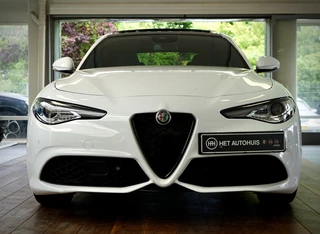 Alfa Romeo Giulia Alfa Romeo Giulia 2.0T Sprint | Veoce pack | | Panorama dak | | Schakel flippers | - afbeelding nr 2
