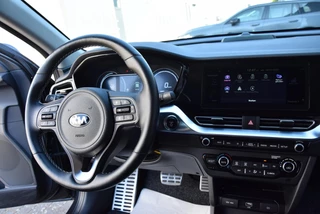 Kia e-Niro Kia e-Niro ExecutiveLine 64 kWh | Stoelverwarming/koeling | Elektrisch verstelb. bestuurdersstoel met geheugen | Draadloze telefoonlader | - afbeelding nr 32