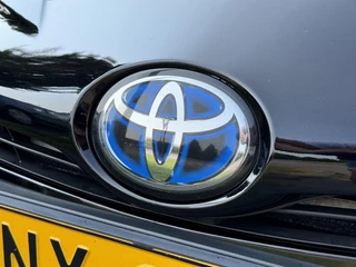 Toyota Prius Toyota Prius 1.8 Dynamic 2e Eigenaar,Navi,Clima,Cruise,Camera,Trekhaak,Elek Ramen,N.A.P,APK Tot 02-2026 - afbeelding nr 36