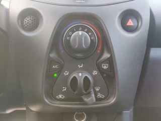 Toyota Aygo Toyota Aygo 1.0 VVT-i x-fun - afbeelding nr 15