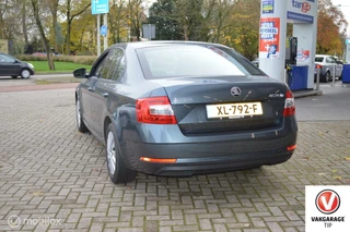 Škoda Octavia Skoda Octavia 1.0 TSI DSG PDC/CARPLAY/AC - afbeelding nr 6