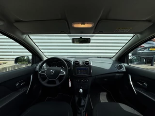 Dacia Sandero Dacia Sandero 0.9 TCE 90pk Laureate Airco Cruise Camera Navi DAB PDC - afbeelding nr 4