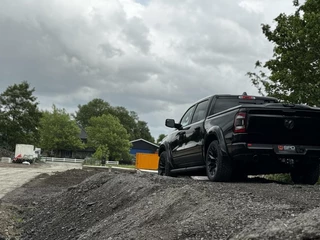 Dodge Ram 1500 Dodge Ram 1500 4X4 5.7 V8 4x4 CrewCab Sport|22