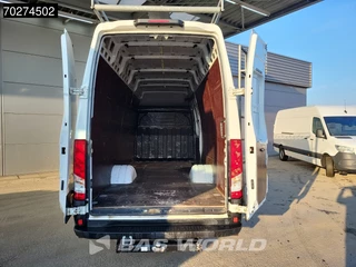 Iveco Daily Iveco Daily 50C17 3.0L 170PK Automaat Dubbellucht 3,5t Trekhaak Imperiaal Airco L4H3 L3 18m3 Airco Trekhaak - afbeelding nr 6