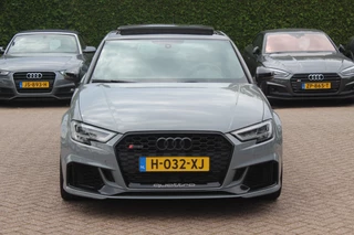 Audi RS3 Audi RS3 Limousine 2.5 TFSI quattro / Full option! / Panoramadak / Camera / RS Seats / 19'' / Matrix LED / Virtual Cockpit / B&O / DAB / Audi Magnetic Ride / Navigatie / Stoelverwarming / ACC - afbeelding nr 8