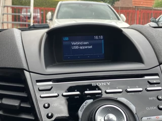 Ford Fiesta Ford Fiesta 1.0 EcoBoost Titanium X 101 pk | dealer onderhouden | climate control | trekhaak | camera | cruise control - afbeelding nr 26