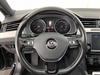Volkswagen Passat Volkswagen Passat Variant 1.4 TSI GTE Highline Aut. *PANO | LEATHER-ALCANTARA | FULL-LED | NAVI-FULLMAP | ERGONOMIC-SPORT-SEATS | CARPLAY | CAMERA | DAB+ | ECC | HEATED-SEATS | PDC | TOWBAR | SHIFT-PADDLES | AMBIENT-LIGHT | 17''ALU* - afbeelding nr 25