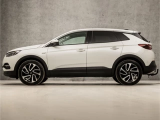 Opel Grandland X Automaat (PANORAMADAK, APPLE CARPLAY, GROOT NAVI, STUUR/STOELVERWARMING, LEDER, SPORTSTOELEN, GETINT GLAS, CAMERA, ELEK ACHTERKLEP, DAB+, NIEUWE APK, NIEUWSTAAT) - afbeelding nr 2