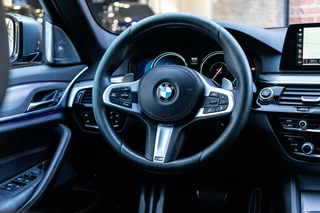 BMW 5 Serie BMW 5-serie 530e High Executive M-Sport 360 / HUD / B&W - afbeelding nr 12