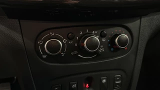 Dacia Logan Dacia Logan MCV 1.0 TCe Bi-Fuel Essential NAVI CRUISE. - afbeelding nr 31
