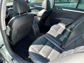 Škoda Superb Skoda Superb Combi 1.8 TSI DSG Elegance Business PANO|LEER|MEMORY - afbeelding nr 22