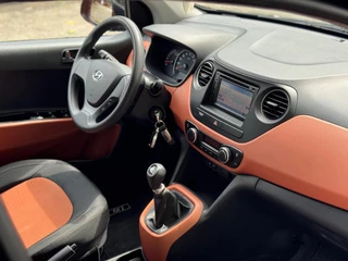 Hyundai i10 Hyundai I10 1.0i Go! Airco Navi LM velgen Bluetooth 2e eigenaar Zeer nette auto Gepolijst - afbeelding nr 24