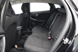 Volvo V40 Volvo V40 2.0 D2 Kinetic business - Navi, Cruise, Stoelverw. - afbeelding nr 5