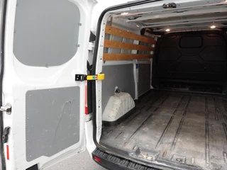 Ford Transit Custom Ford Transit Custom 300 L2H1 Trend Navigatie Camera Trekhaak Bluetooth Cruise control Airco - afbeelding nr 40