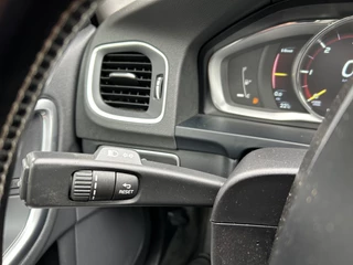 Volvo V60 Volvo V60 2.4 D6 AWD Plug-In Hybrid Momentum Navi Trekhaak Airco/ECC - afbeelding nr 18