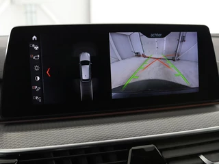BMW 5 Serie BMW 5-serie 520d xDrive M-Sport | Leder | Sportstoelen |  Camera | Full LED | Trekhaak | Keyless | Navigatie | Sfeerverlichting | Climate control - afbeelding nr 14