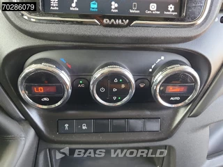 Iveco Daily Iveco Daily 35C18 3.0L Automaat Laadklep Zijdeur Bakwagen LED Airco Cruise Euro6 Meubelbak Koffer 20m3 Airco Cruise control - afbeelding nr 16
