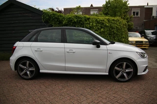 Audi A1 Sportback Audi A1 Sportback 1.0 TFSI Adrenalin - afbeelding nr 2