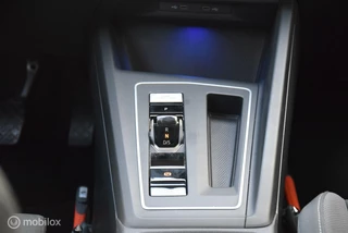 Volkswagen Golf Volkswagen Golf Variant 1.5 eTSI Style DSG Carplay Adaptive Cruise Winterpakket - afbeelding nr 14