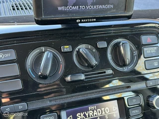 Volkswagen up! Volkswagen Up! 1.0 move up! BlueMotion Facelift / Navigatie / Airco / 5 deurs - afbeelding nr 23