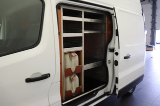 Renault Trafic Renault Trafic 2.0 dCi 145PK L2H2 EURO 6 - Airco - Navi - Cruise - € 10.900,- Excl. - afbeelding nr 18