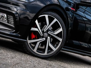 Volkswagen Polo Volkswagen Polo 2.0 TSI GTI|PANO|ACC|18''|CARPLAY|VELOURS - afbeelding nr 15