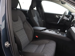 Volvo V60 Volvo V60 B3 Essential Edition | Trekhaak | Dodehoekdetectie | - afbeelding nr 14