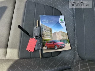 Škoda Fabia Skoda Fabia Combi 1.0 TSI Ambition I Navi I 1e Eig. I NL-auto - afbeelding nr 10