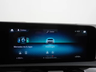 Mercedes-Benz A-Klasse Mercedes-Benz A-Klasse 250e AMG // Panoramadak // Memory // Trekhaak // Keyless // Carplay // Sfeerverlichting // MultiBeam LED // Night Pakket // Augmented Reality - afbeelding nr 27