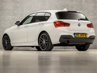 BMW 1 Serie Automaat (GROOT NAVI, M PAKKET, HARMAN/KARDON, ALCANTARA SPORTSTOELEN, ADAPTIVE CRUISE, GETINT GLAS, PARKEERSENSOREN, NIEUWSTAAT) - afbeelding nr 3