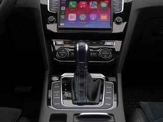 Volkswagen Passat Volkswagen Passat Variant TSI GTE 218PK DSG / Highline / R-Line / LED - afbeelding nr 30