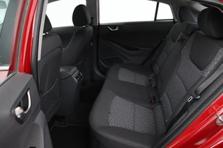 Hyundai IONIQ Hyundai IONIQ 1.6 GDI PHEV | Stoel & stuurverwarming |  Adaptive cruise | Full LED | Camera | Carplay | Navigatie | Keyless | Climate control - afbeelding nr 6