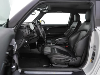 MINI Electric (INCL-BTW) *HEAD-UP | HARMAN/KARDON-AUDIO | LEATHER-ALCANTARA | MATRIX-LED | CAMERA | KEYLESS | NAVI-FULLMAP | DAB+ | ECC | HEATED-SPORT-SEATS | DIGI-COCKPIT | PDC | CRUISE | 17