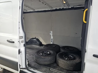 Ford Transit Ford Transit 350 2.0 TDCI L3H2 Limited 170 pk automaat | Dubbele wielset | Adaptieve Cruise | Sync 3 Navigatie | Apple Carplay/ Android Auto | Voorruitverwarming - afbeelding nr 8