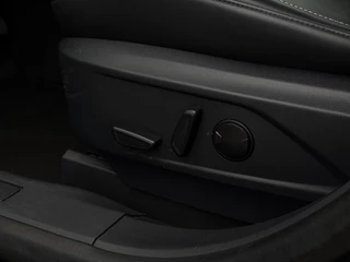 Ford Mustang Mach-E Ford Mustang Mach-E 75kWh | Trekhaak | Bang & Olufssen | 360 Camera | Panorama | - afbeelding nr 29
