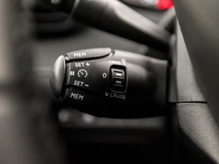 Peugeot 208 Peugeot 208 1.2 PureTech Sport (APPLE CARPLAY, GROOT NAVI, 360 CAMERA, LM VELGEN, SPORTSTOELEN, LANE ASSIST, LED KOPLAMPEN, PARKEERSENSOREN, NIEUWE APK, NIEUWSTAAT) - afbeelding nr 21