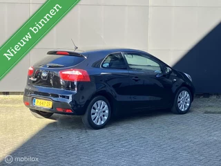 Kia Rio Kia Rio 1.2 CVVT World Cup Edition - afbeelding nr 4