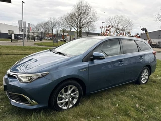 Toyota Auris Toyota Auris 1.8 Hybrid Executive - NAVI/LED/PANO/CAMERA/NAP - afbeelding nr 17
