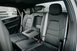 Porsche Cayenne Porsche Cayenne Coupé 3.0 V6 TURBO HYBRIDE S 470pk - afbeelding nr 46