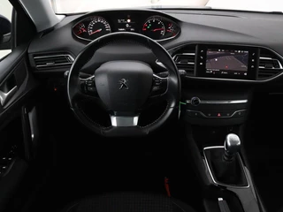 Peugeot 308 Peugeot 308 1.5 BlueHDi Executive | 1e eigenaar |  Panoramadak | Carplay | Climate control | Navigatie | Parkeerhulp | Cruise control - afbeelding nr 3