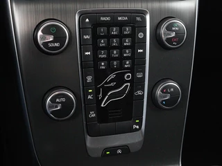 Volvo V40 Volvo V40 2.0 T2 Momentum | Navigatie | Parkeerhulp |  Climate control | Bluetooth | Cruise control - afbeelding nr 9