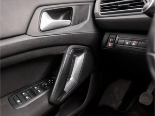 Peugeot 308 Peugeot 308 SW 1.2 PureTech Sport (PANORAMADAK, APPLE CARPLAY, GROOT NAVI, PARKEERSENSOREN, SPORTSTOELEN, GETINT GLAS, CRUISE, LANE ASSIST, NIEUWE APK, NIEUWSTAAT) - afbeelding nr 23