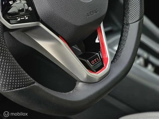 Volkswagen Golf Volkswagen Golf 2.0 TSI GTI Black Style Panorama/HUD/H&K/Leder - afbeelding nr 37
