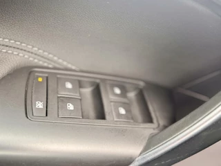 Opel Insignia Opel Insignia 1.4 T Business Executive|CARPLAY|CAMERA|PANO - afbeelding nr 28