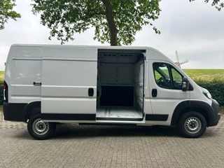 Fiat E-Ducato Fiat E-Ducato 4.25t L3H2 Heavy 110 kWh | Achteruitrijcamera | LED koplampen | Navigatie | Reservewiel - afbeelding nr 10